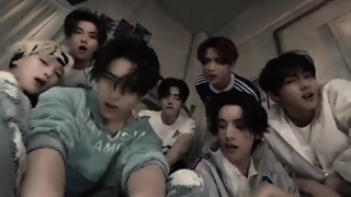 فقط یه هفته مونده،نمیتونم برای منتشر شدن آهنگاشون صبرکنم*_*من مردممم++.ROMANCE UNTOLD..Brought the heat back.