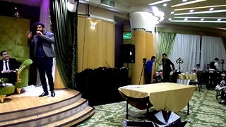 تقلیدصدا در جشن بانک ملی