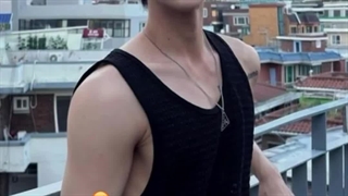 این چه سمیه اکسپلورر پر اینا شده چرا؟ و همچنان پیجش یادم نیست ببخشید