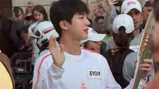 جین مشعل به دست^_^