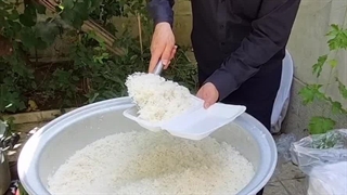 عاشورای ۱۴۰۳ خانه پدری  کلیپ مقدماتی میباشد کلیپ اصلی شامل ده روز مراسم و اطعام هر روزه ۲۳ دقیقه میباشد