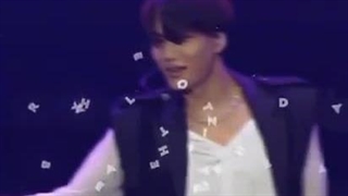 هرکی اسم خواننده رو میدونه لطفا توی کامنت ها بگه:)