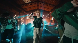 پرفورمنس ویدیو CHK CHK BOOM از Stray kids