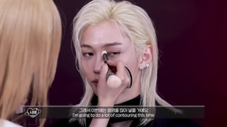 برنامه Risabea makeup با فلیکس STRAY KIDS همراه زیرنویس فارسی آنلاین  ♡♡کپ