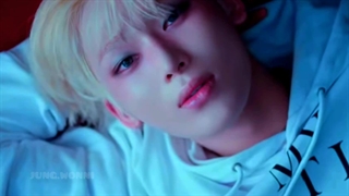 ام وی رو دیدین؟من دیگه واقعا مردمم^^^ولی خیلی عجیب بود...:)