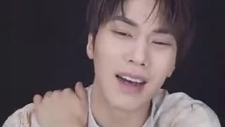 ادای دایناسور در میاره . هامو بهش میگه کیوت و راکی قاطی می‌کنه ادامه کپ