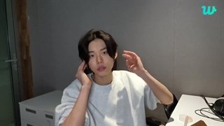 لایو یونجون TXT همراه زیرنویس فارسی آنلاین ♡♡ کپ.