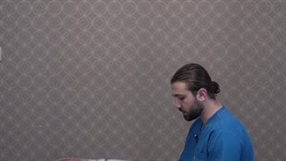 3 حرکت برای رفع درد زانو در منزل