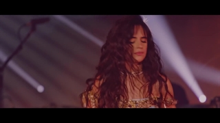 اجرای آهنگ Liar از Camila Cabello