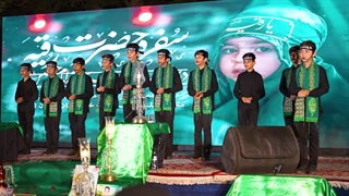 مراسم سفره حضرت رقیه(س) به همت خادمان امام مهربانی ها در مشهد مقدس برگزار شد