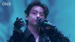Taehyung FanCam | Black Swan