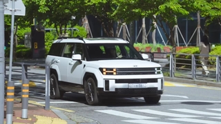 قسمت 1 سریال عشق در همسایگی با زیرنویس فارسی(زیرنویس چسبیده و لینک دانلود در توضیحات)