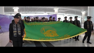 بدرقه زائران اربعین حسینی در فرودگاه امام خمینی(ره) توسط خادمان رضوی