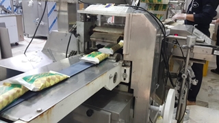 ماشین بسته بندی بستنی پاک ماشین