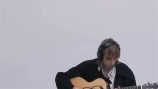 آهنگ زیبای HONEY (ARE U COMING?)