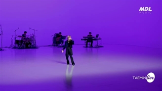 اجرا آهنگ S*xy In The Air از Taemin (Shinee)