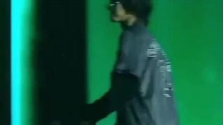 نمیدونم برای بغلشون گریه کنم یا اون بغض سونگهوا ):