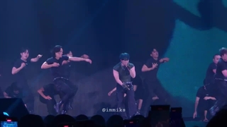 اجرای سولو استیج چانگبین در یکی از کنسرت های جدید استری کیدز ( درخواستی )