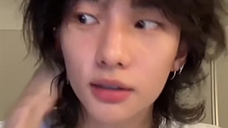 جدییی اینجا توی لایو هیونی انگار کوک دوم رو میدیدم