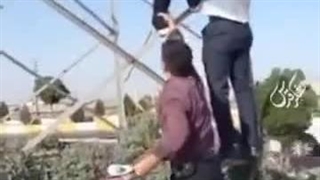 پلیس جان دختر جوانی را که قصد خودکشی داشت نجات داد