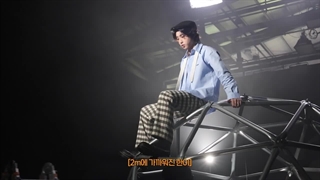 پشت صحنه موزیک ویدیو Mountains از STRAY KIDS ♡♡ همراه زیرنویس فارسی آنلاین. کپ