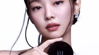 درباره ی پدر جنی کپشن؟!