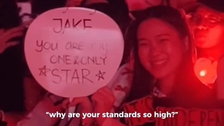 کاش منم ببینمشون تور جدیدشون شروع میشه ولی بازم نمی تونم برم گریه..