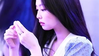 یادمون نمیره که جنی اینجا چقد هیت گرفت:)