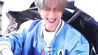 تولد هان جیسونگ♡♡ نابغه نسل 4 کی پاپ ♡ وکالیست و رپر STRAY KIDS و STAY مبارکککک♡♡♡ ( 24 سالگی هان )