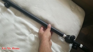 نحوه نصب درب شیشه‌ای حمام در خانه