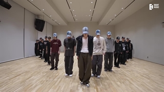 پرکتیس آهنگ (Tinnitus (break dance ver فستیوال 2023 MUSIC BANK GLOBAL گروه تی اکس تی (TXT)