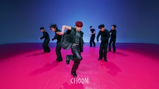 اجرای GGUM در استودیو چوم از چوی یونجون-YEONJUN(연준) 'GGUM' (4K) _ STUDIO CHOOM ORIGINAL