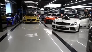 F1RST MOTORS DUBAI - Walking Around INSANE & Most Expensive Supercar - Hypercar Paradise