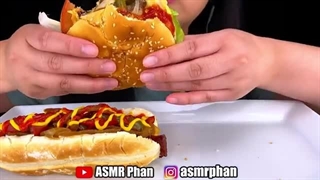 چالش خوردن هات داگ و همبرگر فود اسمر