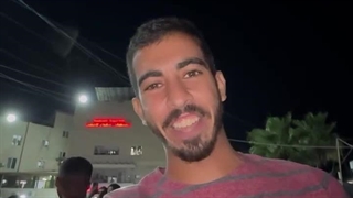 14030710: شادی مردم مقاوم غزه در هنگام پرواز موشک های ایرانی