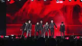 اجرایstill monsterاز انهاپین در روز اول کنسرتwalk the line