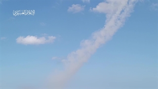 موشک باران تلاویو با موشک m90 توسط گردانهای قسام - اولین سالگرد طوفان الاقصی