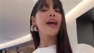 چالش راک استار لیسا با فن ها