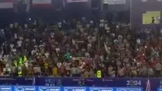 پخش آهنگ معین در ورزشگاه