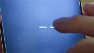 حس مادرانه رو عشق است