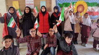 عصای سفید _ شعری زیبا با صدای بانو "منافی"