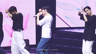 دانلود استیج آهنگ لاوسوفاین اونوو در انکور کنسرت‌ آسانسور اسرار آمیز در ژاپن