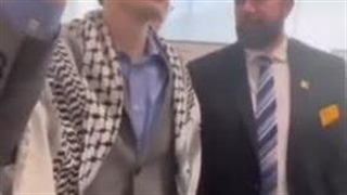 جنجال در سخنرانی کاملا هریس ؛ اعتراف به سبک نامزد ریاست جمهوری آمریکا (فیلم)