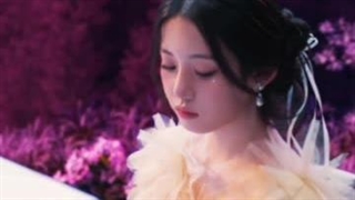 کاورم از اهنگ IWALY از IZNA