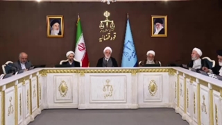 سند تحول قوه قضائیه روی کاغذ نباید بماند/رئیس قوه قضائیه: اجرای سند تحول قوه قضائیه که ارتقا پیدا کرده و بروز شده است باید پی