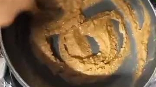 آموزش پخت حلوا خرمایی