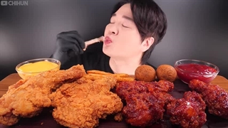 اسمرفود چی هون | مرغ سوخاری و مرغ باربیکیو ، سیب زمینی سرخ شده و توپک پنیری و سس پنیر