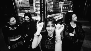 پارت آهیون در آهنگ CLIK CLACK بیبی مانستر