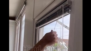 پرده کرکره ای فلزی پشت شیشه درب