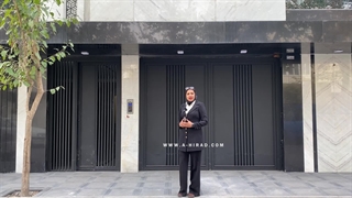 تجهیز درب‌های ساختمان پروژه آقای دوستدار